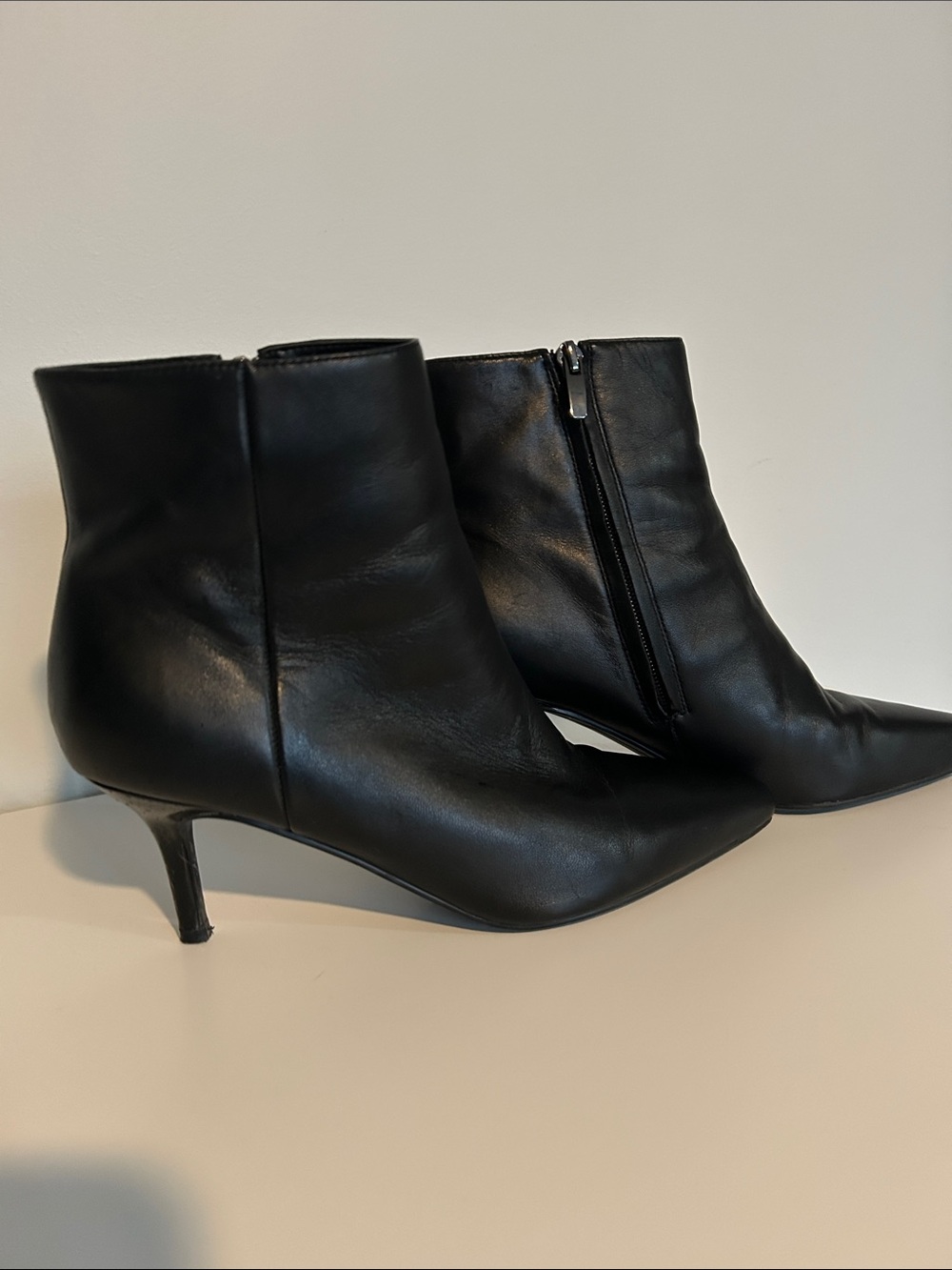 Nine West Black Leather Pointed Toe Ankle Booties with Kitten Heel